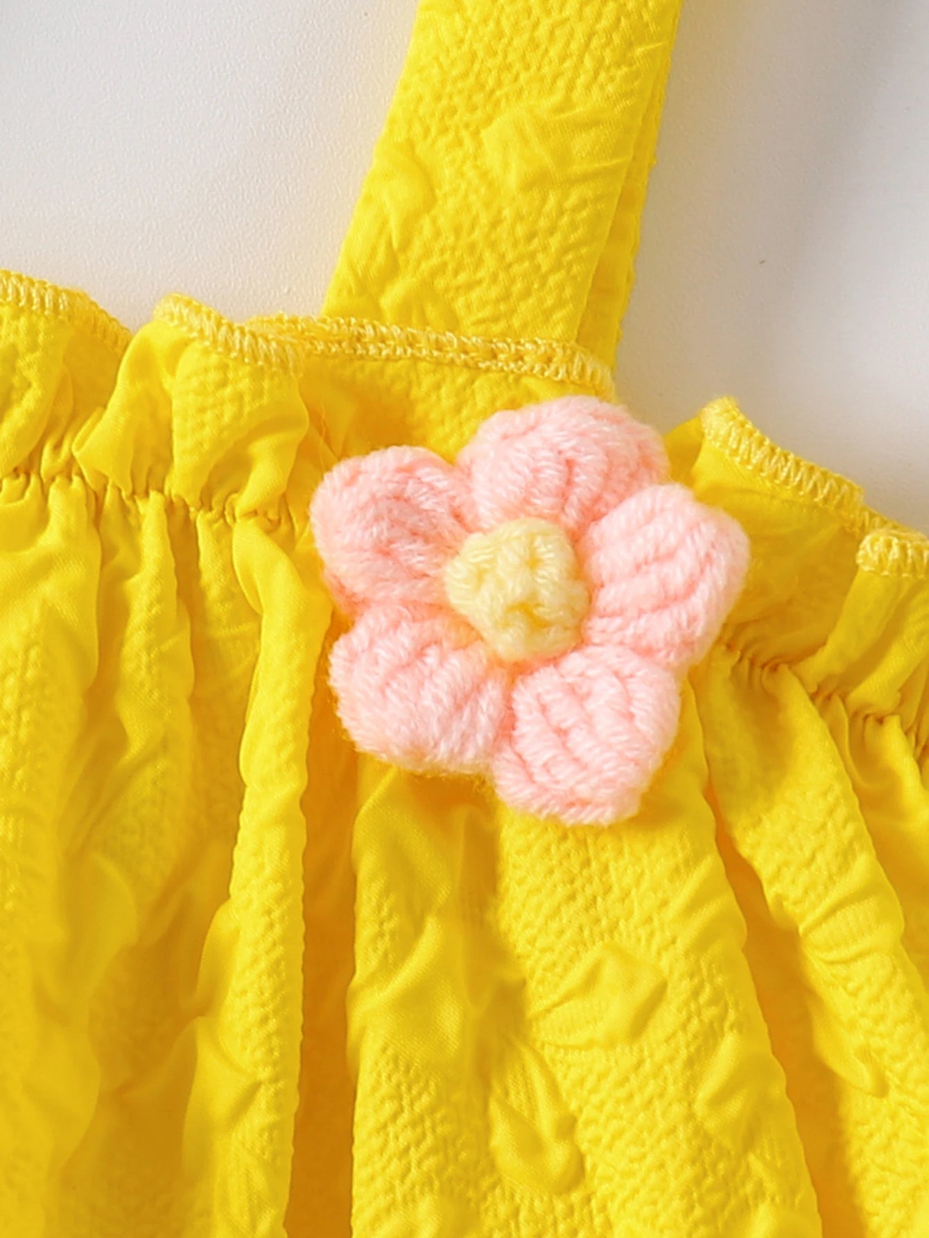 Ensemble 2 pièces bébé fille jaune - Top fleurs + Short à volants