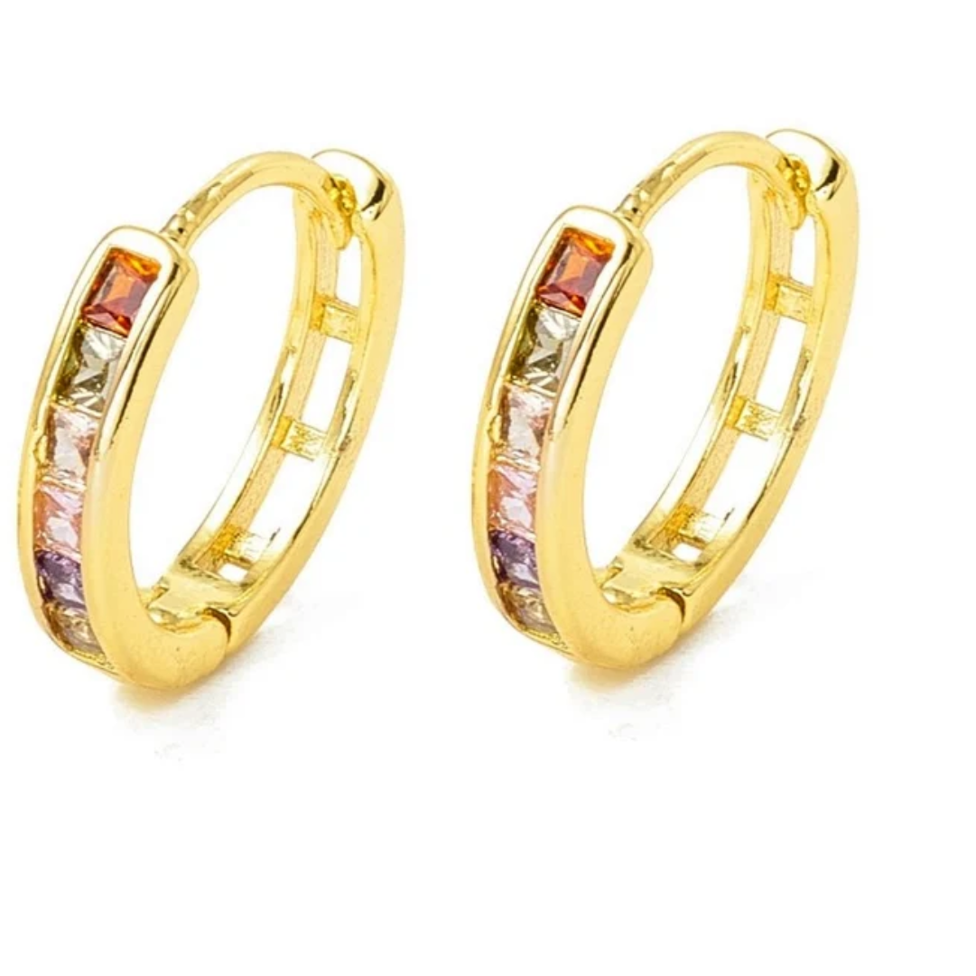 Boucles d'oreilles creoles zirconiums baguettes multicolores plaqué or