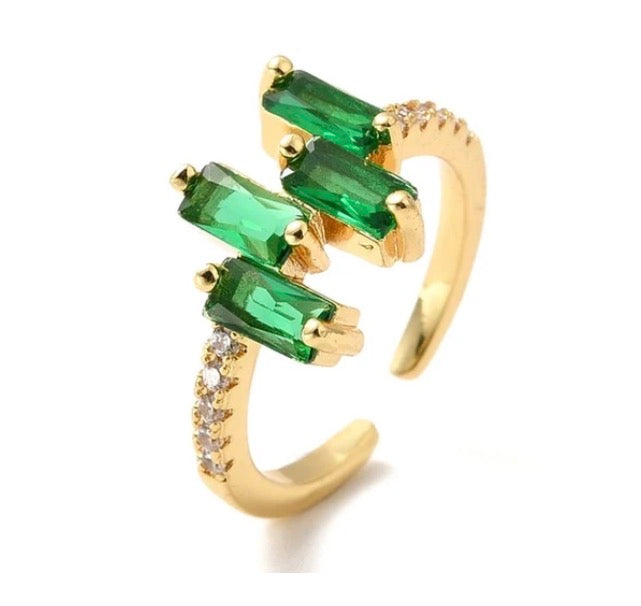 Bague ouverte 4 baguettes zirconiums verts plaqué or