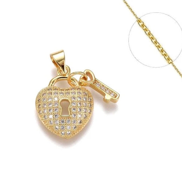 Collier coeur cadenas pave zirconiums et cle plaqué or