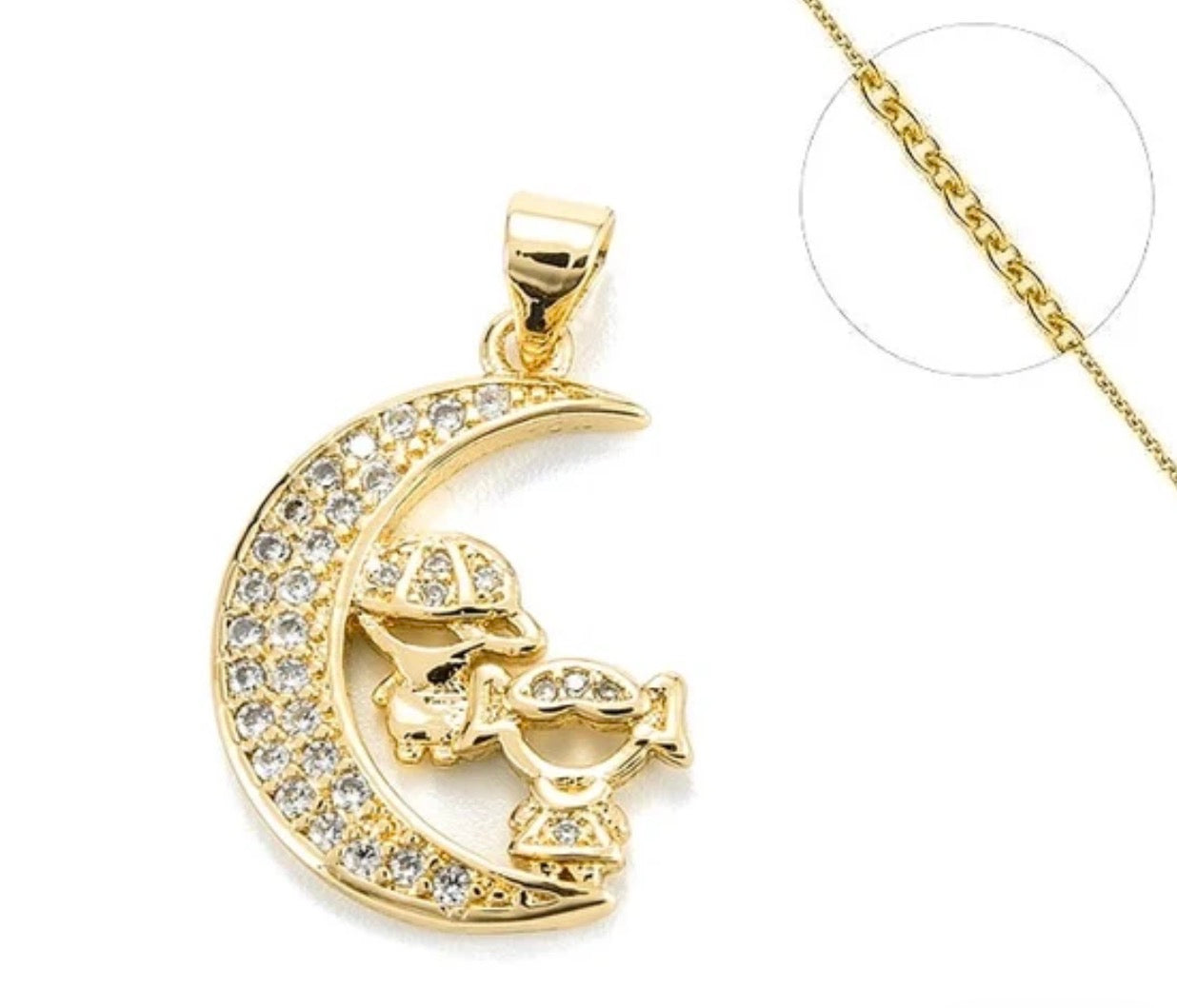 Collier pendentif lune et petit garcon plaqué or