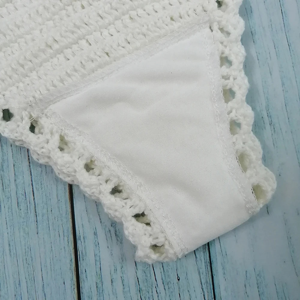 Ensemble Bikini 3 Pièces Crochet avec Coquillages - Top à Franges, String Sexy et Chaîne de Cheville Coquillage