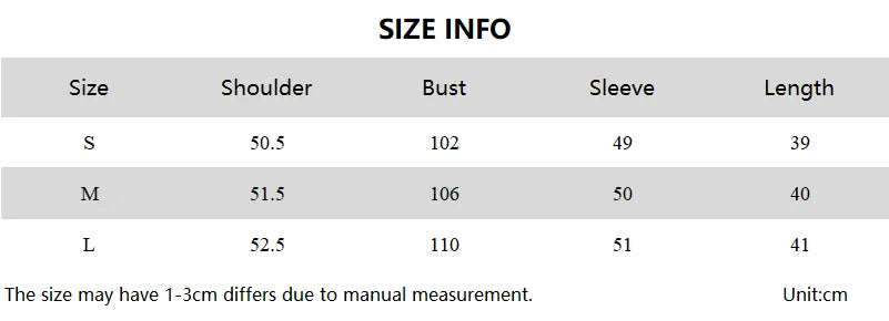 Ensemble Crop Top Épaule Asymétrique et Short Rayé