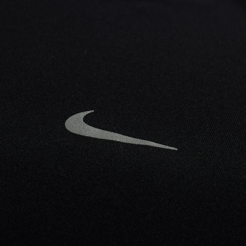 T-shirt Femme Nike – Col Rond, Séchage Rapide, Running & Fitness, Respirant