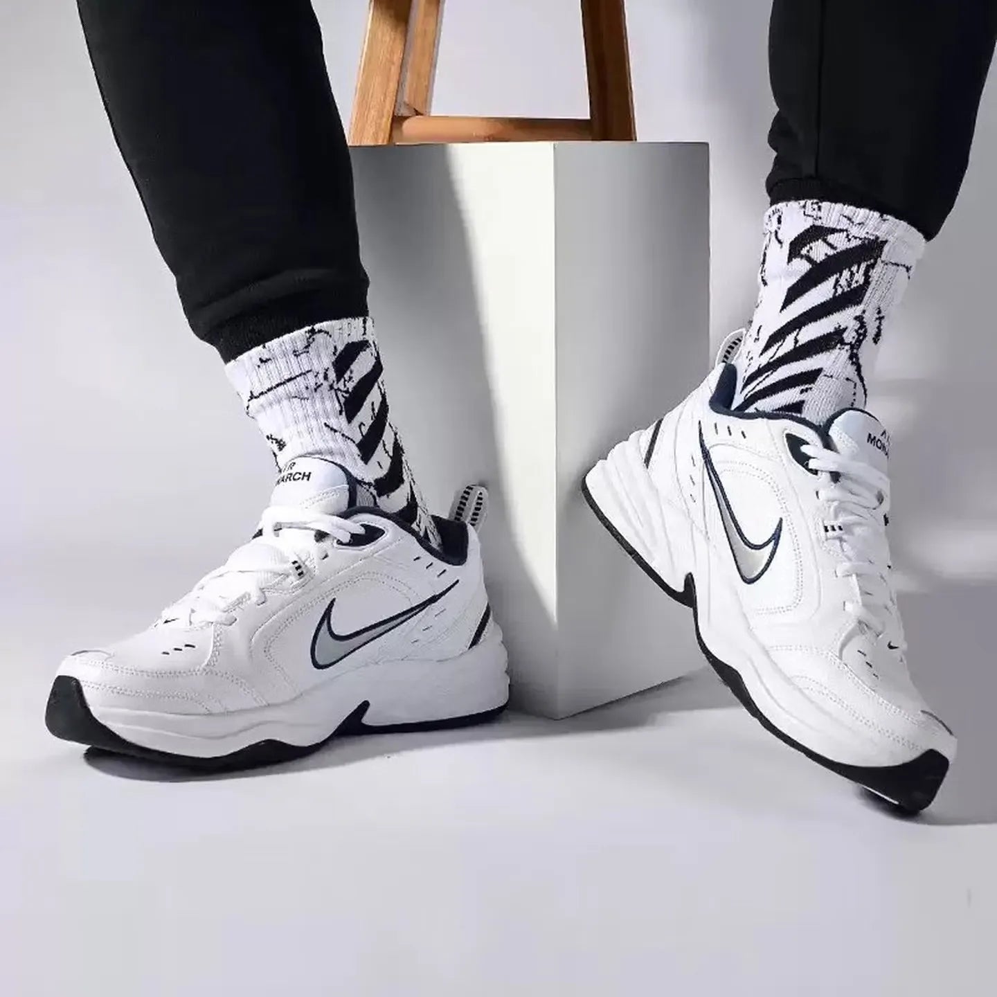 Nike Air Monarch IV – Baskets Running Légères Homme