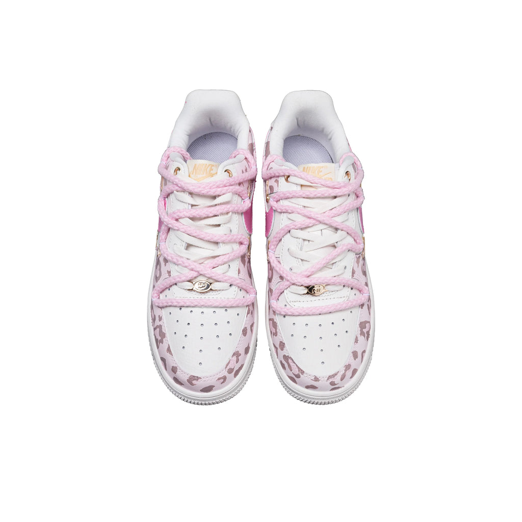 Sneakers Nike Air Force 1 Femme – Léopard Rose Cuir Basse