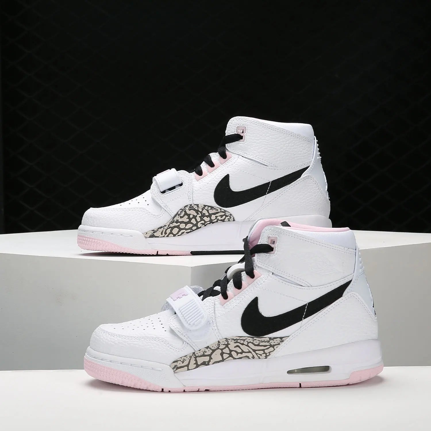 Chaussures Nike Air Jordan Legacy 312 GS Enfant – Basketball Montant AT4040-106