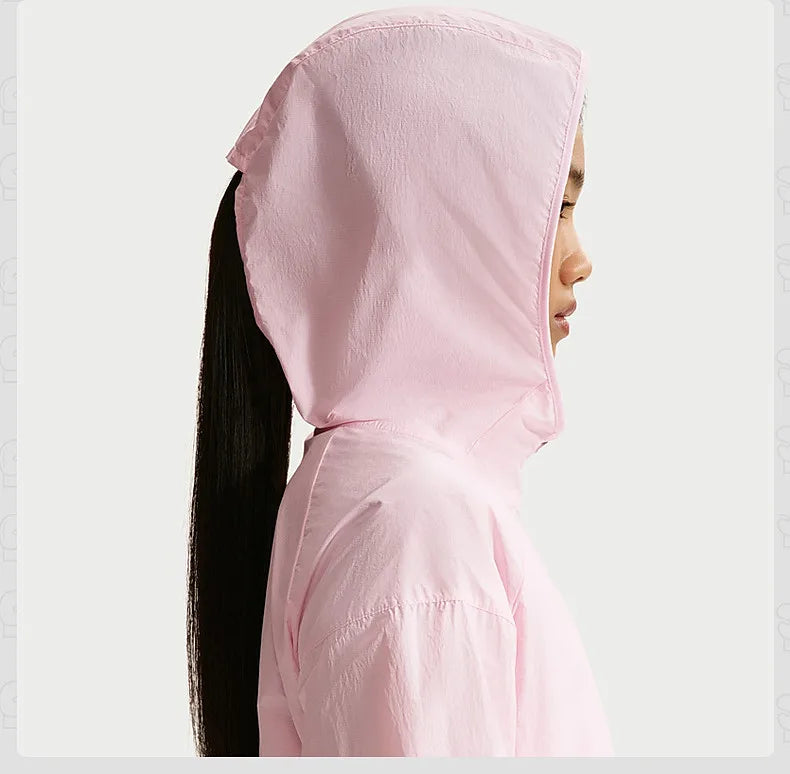 Coupe-Vent à Capuche Femme Nike – UPF 40+, Polyester, Léger, Protection Solaire