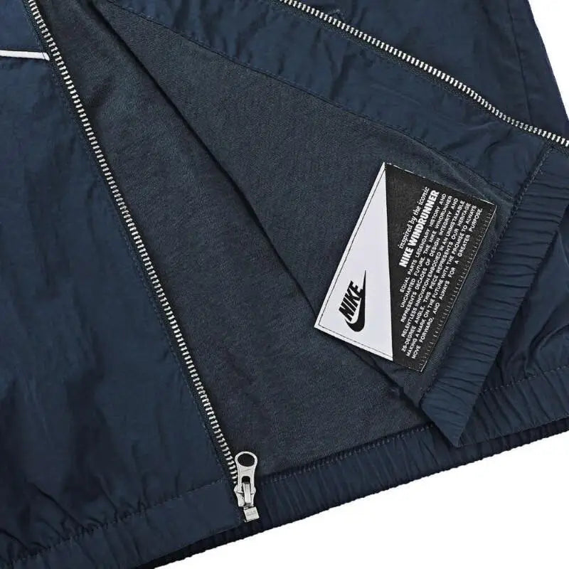 Veste à Capuche Femme Nike NSW Windrunner – Nylon, Zip Intégral, Running