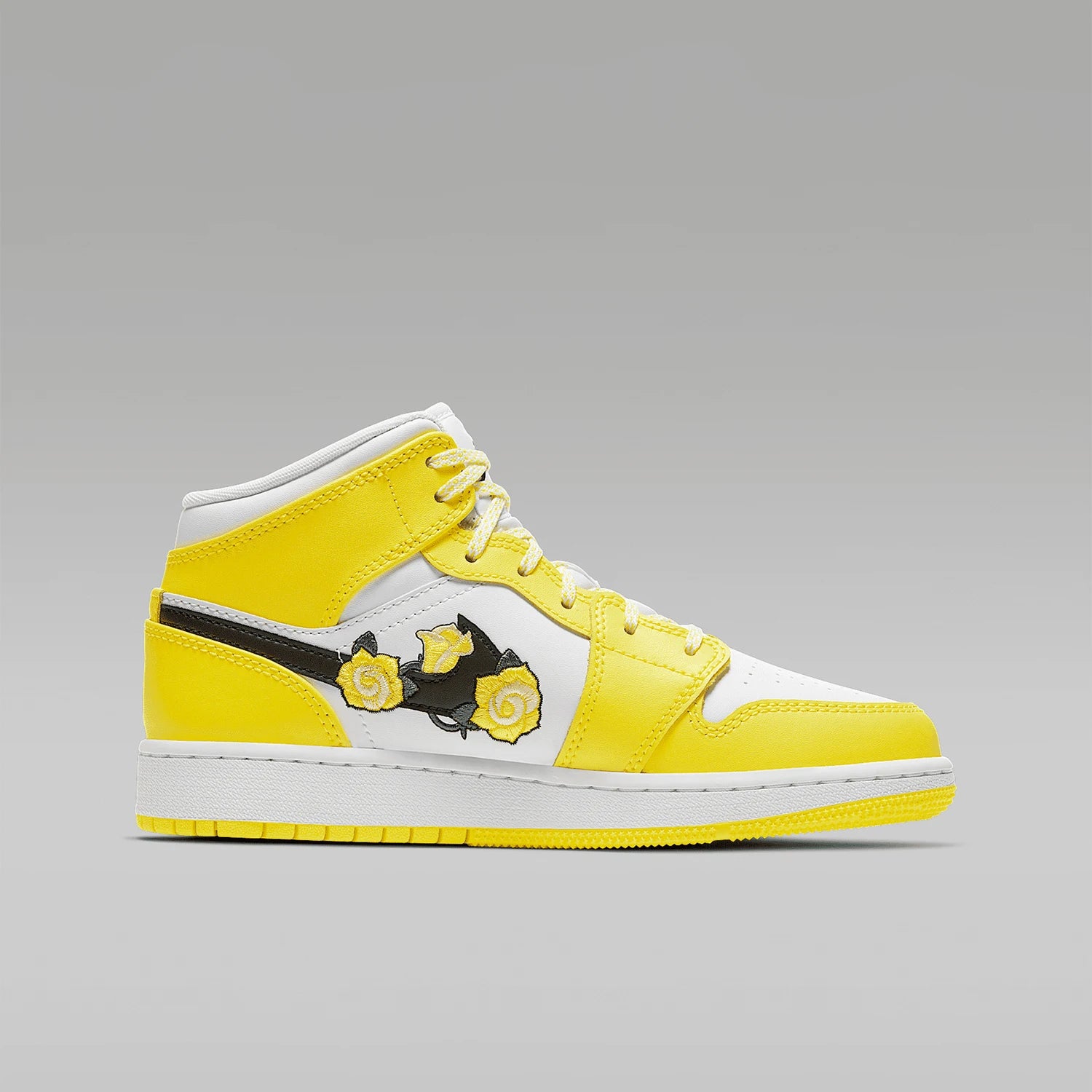 Sneakers Nike Air Jordan 1 Mid SE GS Enfant – Basketball Casual AV5174-700