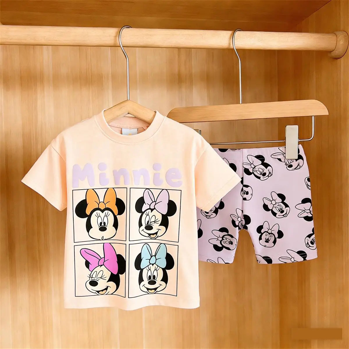 Ensemble 2 pièces Disney Minnie - T-shirt blanc + Short bleu