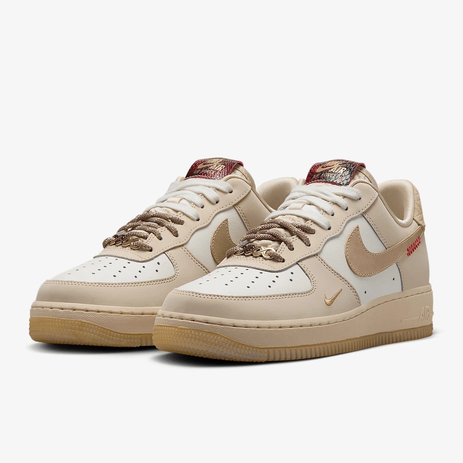 Sneakers Nike Air Force 1 Retro Femme – Basse Classique HV5990-172