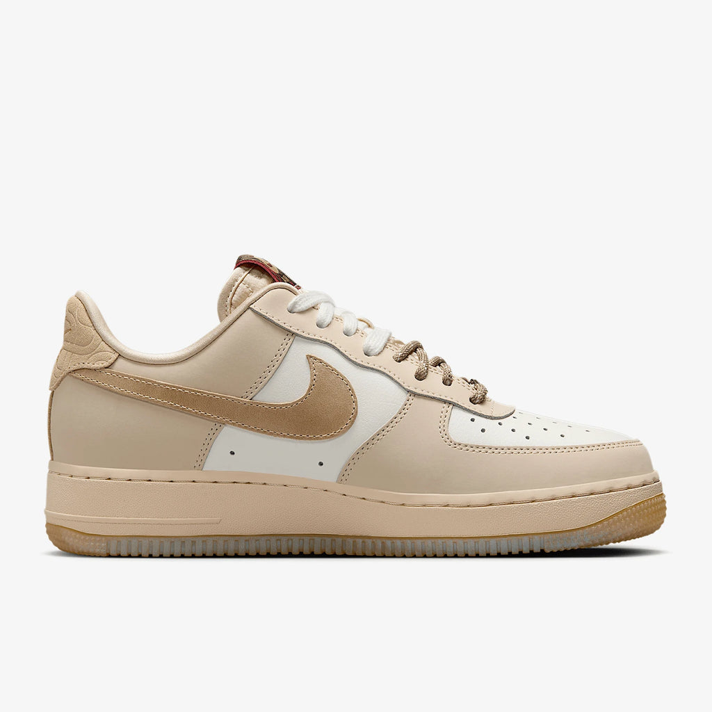 Sneakers Nike Air Force 1 Retro Femme – Basse Classique HV5990-172