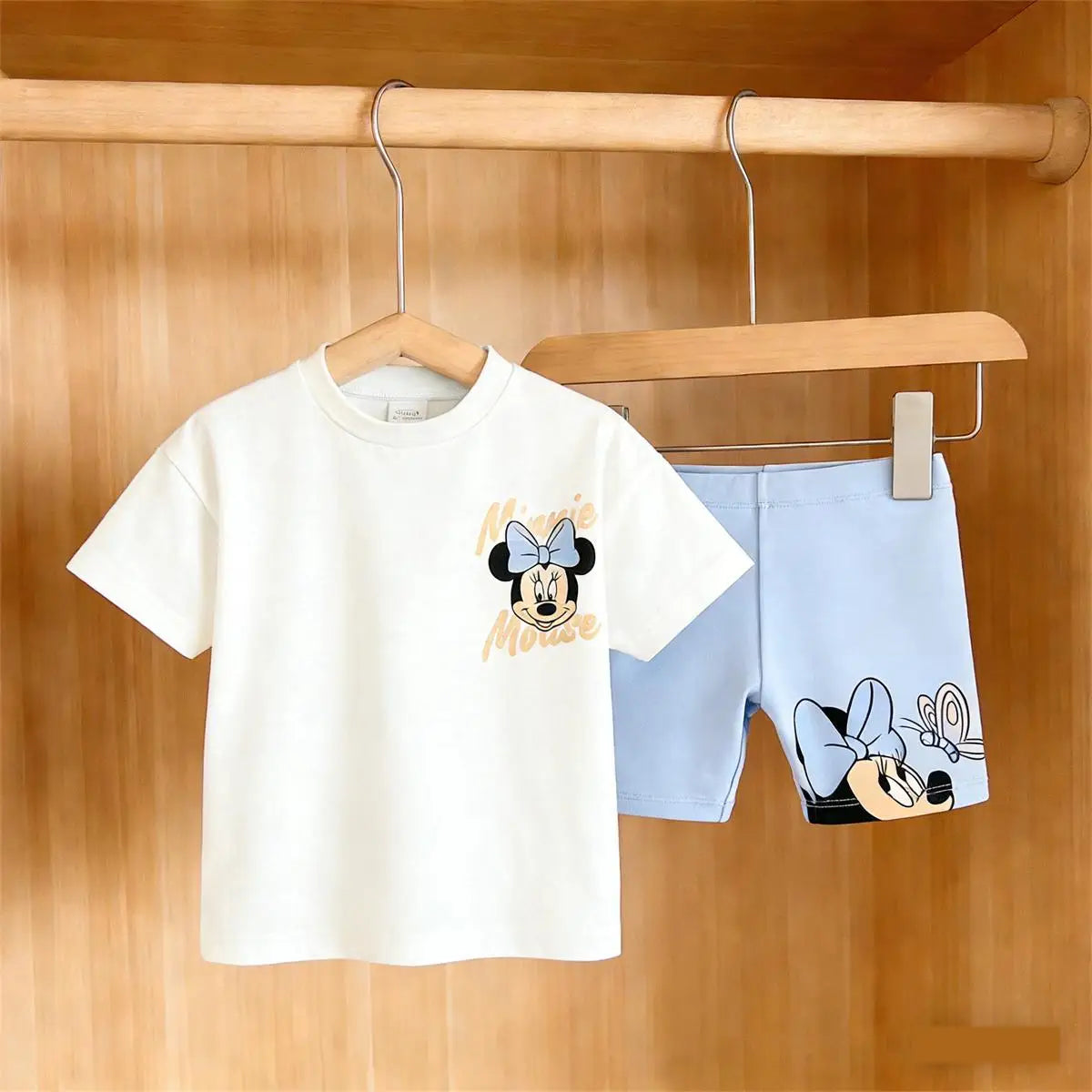 Ensemble 2 pièces Disney Minnie - T-shirt blanc + Short bleu