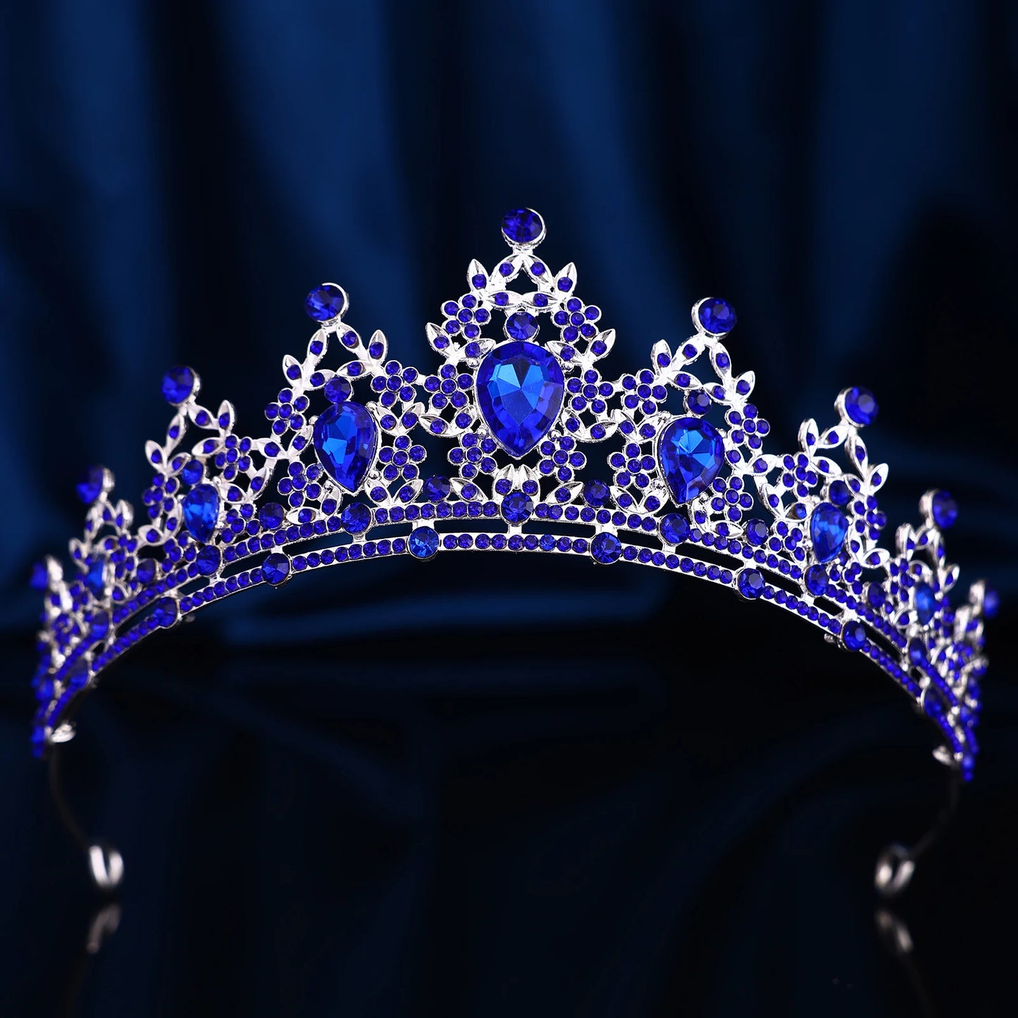 Couronne Baroque Strass Rétro Ajourée - Accessoire Fête Anniversaire Halloween Photo