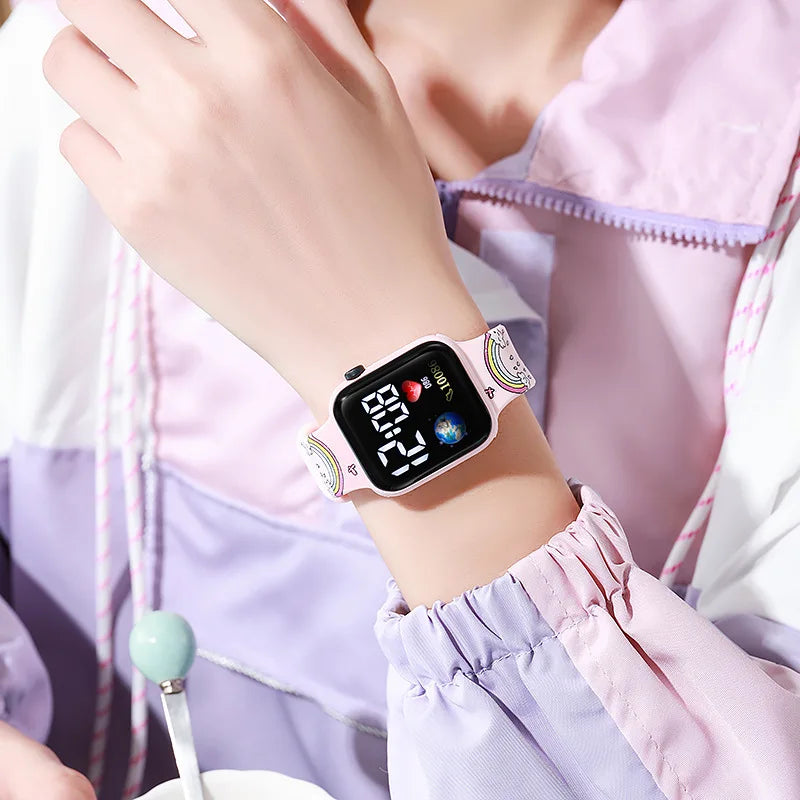 Montre Digitale Enfant Disney Stitch & Lio - LED Cartoon Imprimé Cadeau Anniversaire Jouet