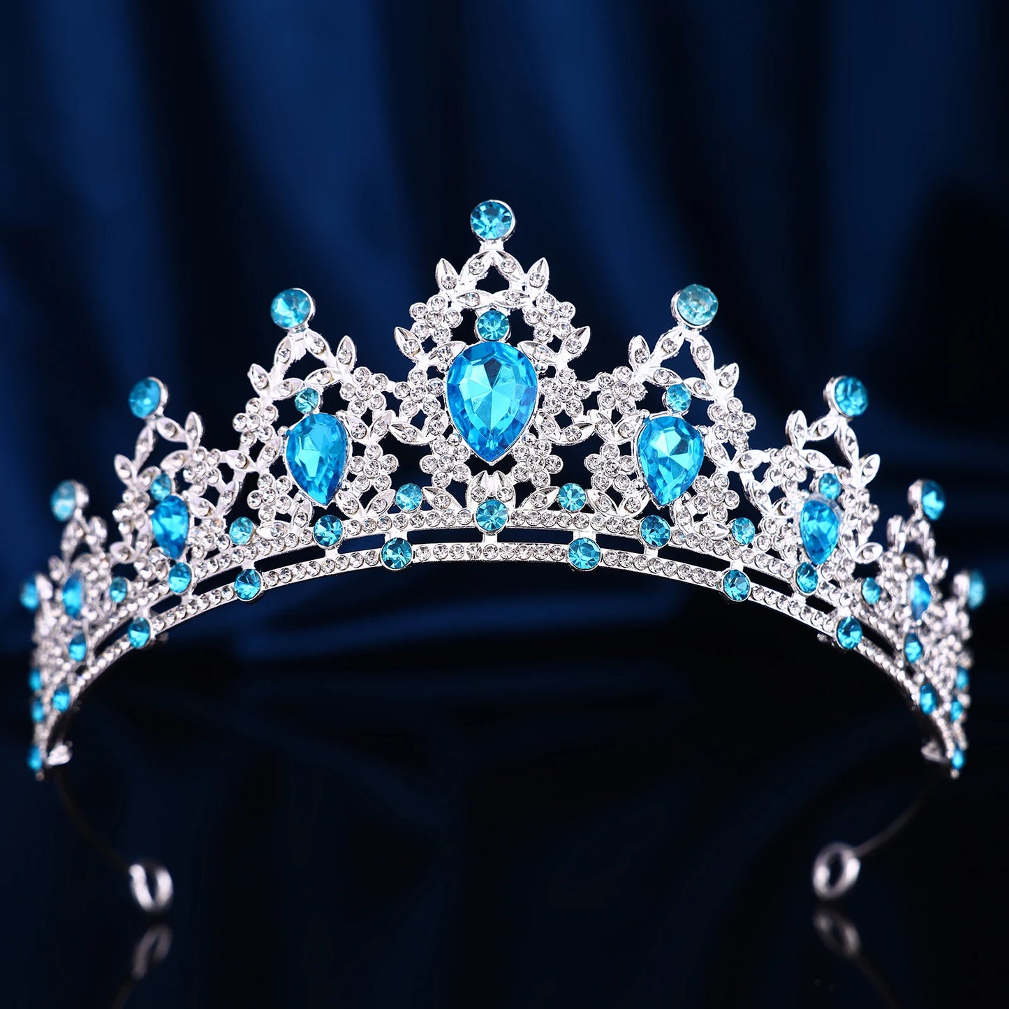 Couronne Baroque Strass Rétro Ajourée - Accessoire Fête Anniversaire Halloween Photo