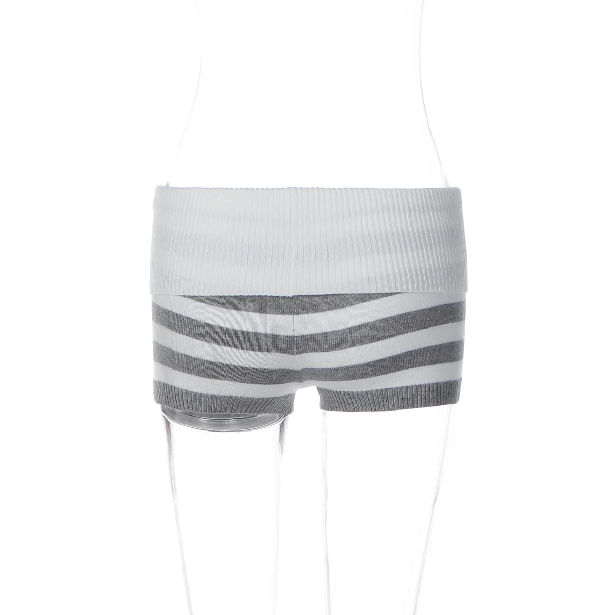 Ensemble Crop Top Épaule Asymétrique et Short Rayé