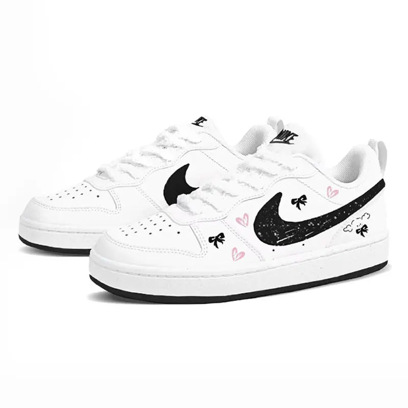 Sneakers Nike Court Borough Custom « Sweetheart » – Art Campus Doux Mignon Femme