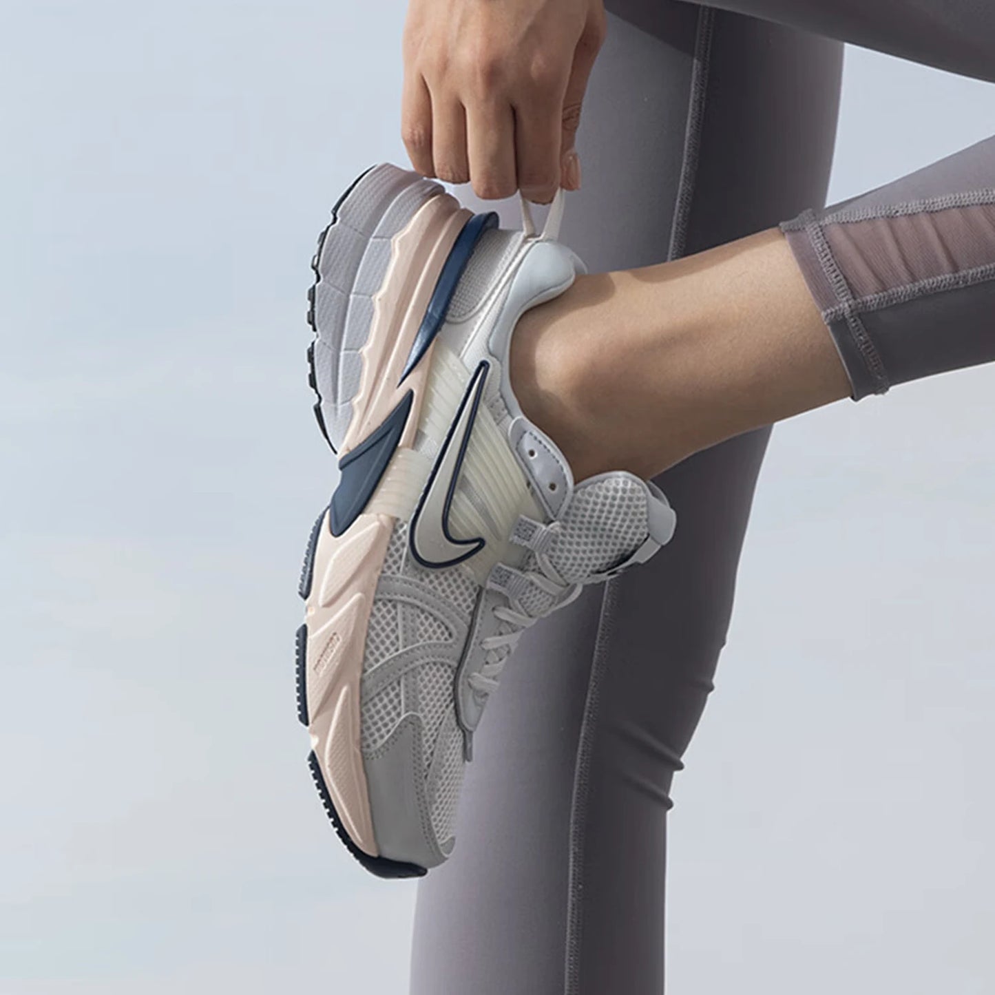 Nike Femme 2024 FD0736-004 - Baskets Semelle Épaisse Retro Respirantes Casual