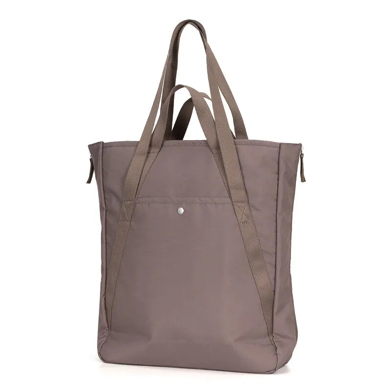 Sac Nike GYM TOTE – Grand Cabas Sport & Entraînement Polyester | DR7217-010