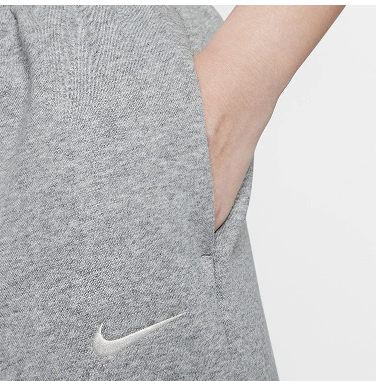 Jogger Nike Femme Oversize – Coupe Ample, Chaud & Confortable | FZ5997-063