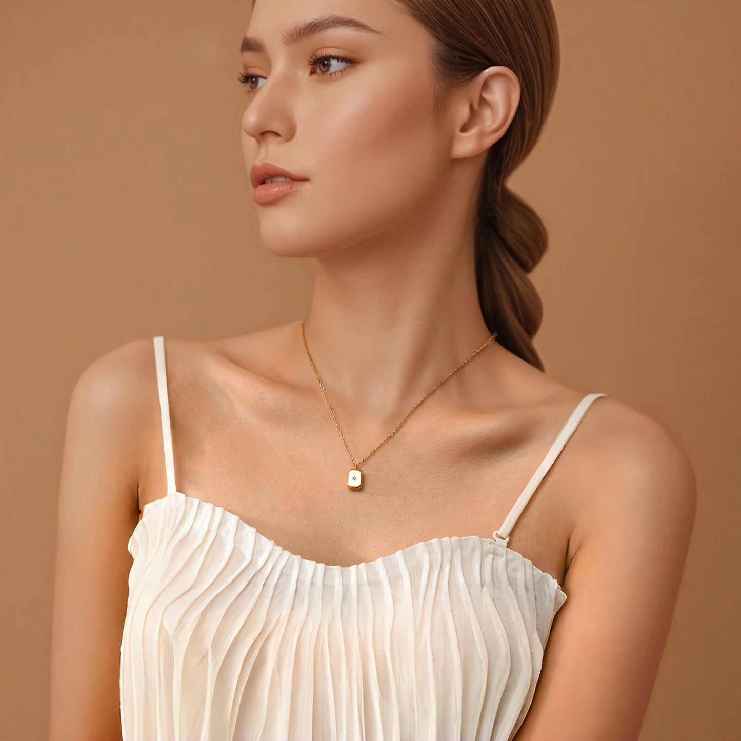 Collier Femme Pendentif Carré Briolette - Acier Inoxydable Or 18K Hypoallergénique