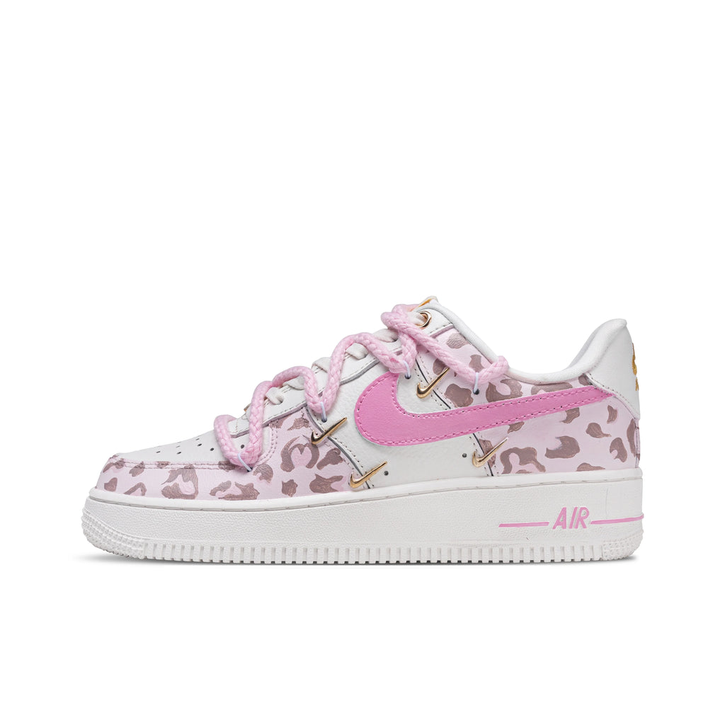 Sneakers Nike Air Force 1 Femme – Léopard Rose Cuir Basse