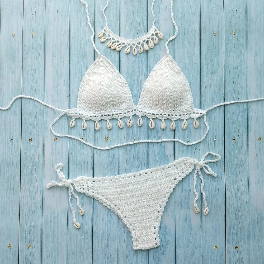 Ensemble Bikini 3 Pièces Crochet avec Coquillages - Top à Franges, String Sexy et Chaîne de Cheville Coquillage