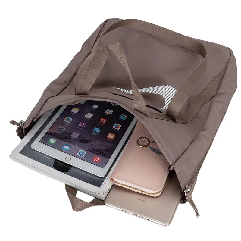 Sac Nike GYM TOTE – Grand Cabas Sport & Entraînement Polyester | DR7217-010