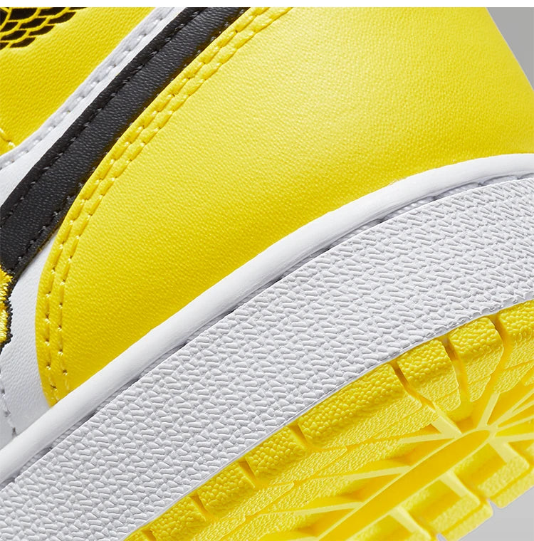 Sneakers Nike Air Jordan 1 Mid SE GS Enfant – Basketball Casual AV5174-700