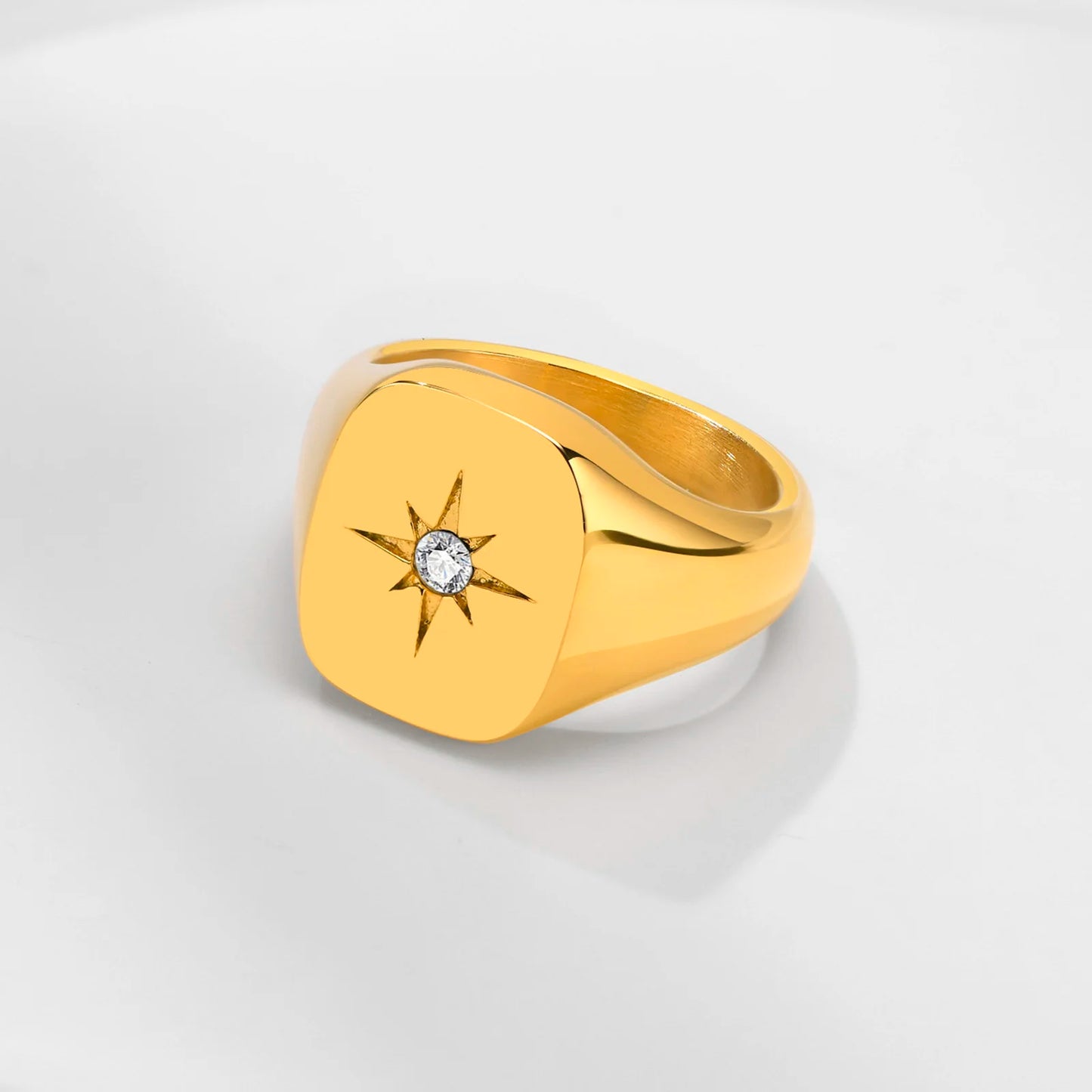 Bague Chevalière Étoile Femme Couleur Or - Zircone AAA