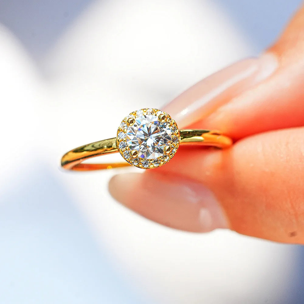 Bague Lumira Or 18K Moissanite 0.5 Carat - Femme Luxe GRA