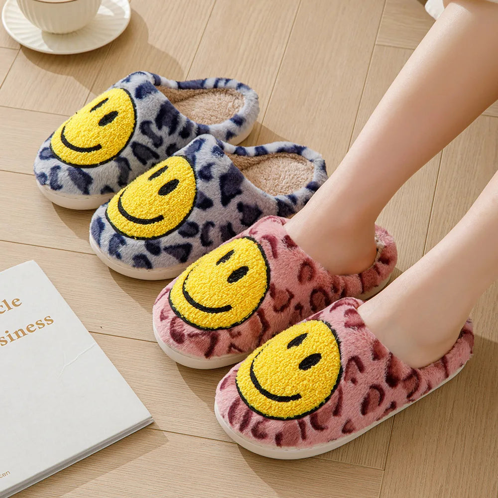 Chaussons Femme Smile Intérieur - Pantoufles Peluche Chaudes Confort Hiver Semelle Plate