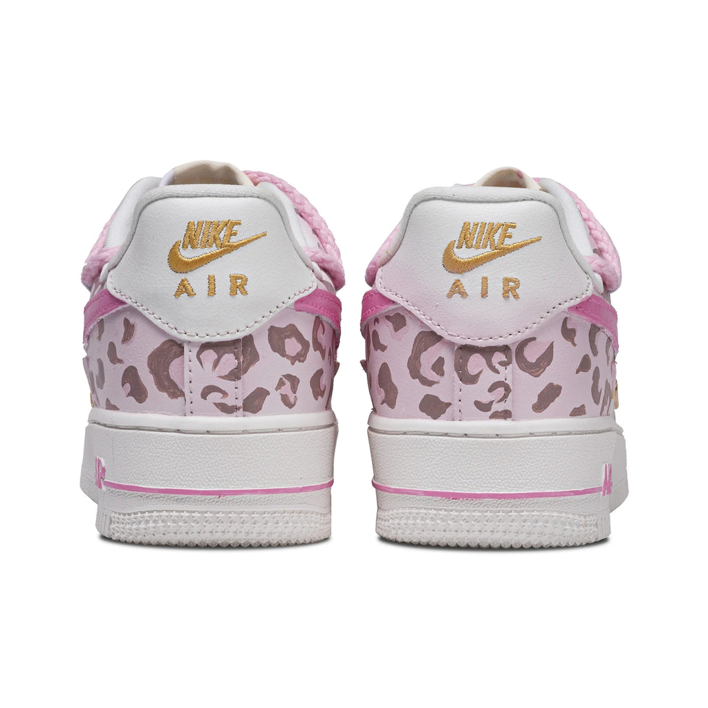 Sneakers Nike Air Force 1 Femme – Léopard Rose Cuir Basse