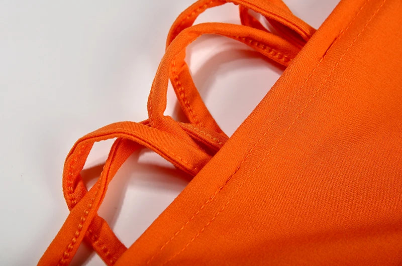 Robe Criss Cross Cut Out Sexy - Bodycon Col Mock Neck Sans Manches