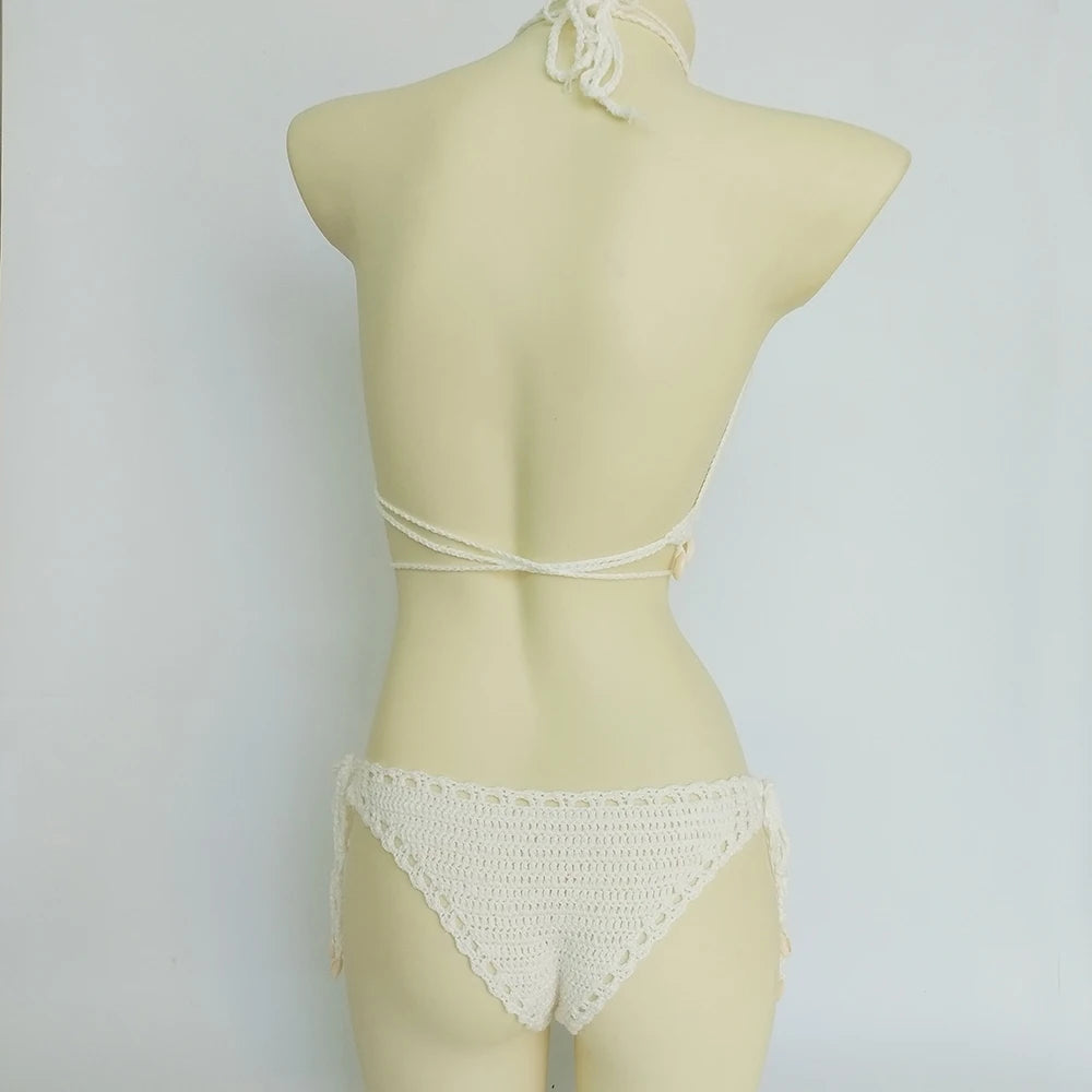Ensemble Bikini 3 Pièces Crochet avec Coquillages - Top à Franges, String Sexy et Chaîne de Cheville Coquillage