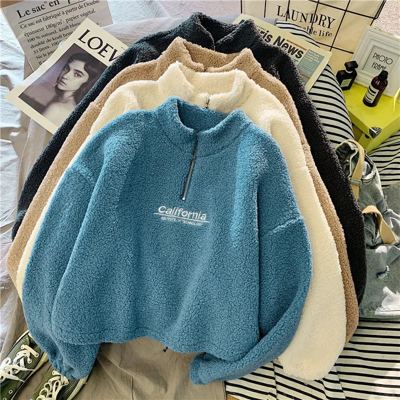 Sweat Court Velours Col Montant Femme - Broderie Lettres Automne Hiver