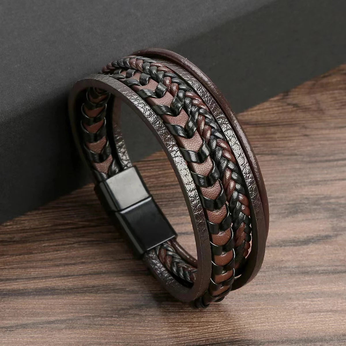 Bracelet Homme Cuir Vintage Multi-Couches - Fermoir Aimant Artisanal Rétro