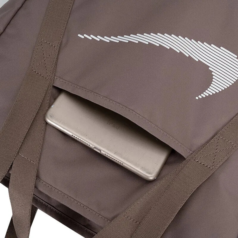 Sac Nike GYM TOTE – Grand Cabas Sport & Entraînement Polyester | DR7217-010