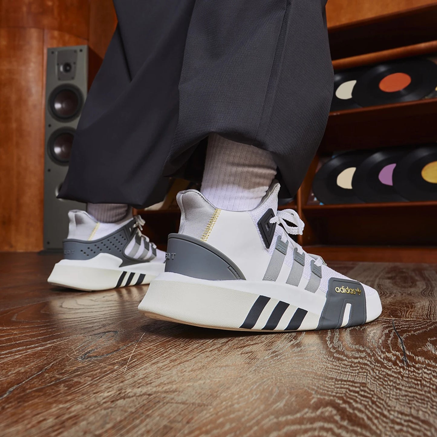 Baskets Adidas Three Stripes Mixte JI4274 - Basketball Casual Classique Homme Femme