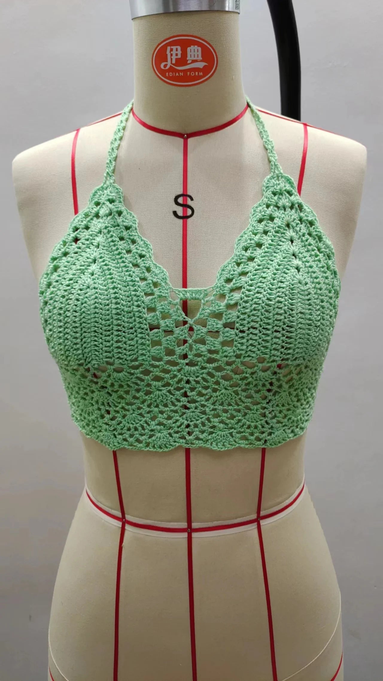 Haut de Bikini Triangle Crochet Ajouré - Top de Maillot de Bain Sexy Noir ou Blanc