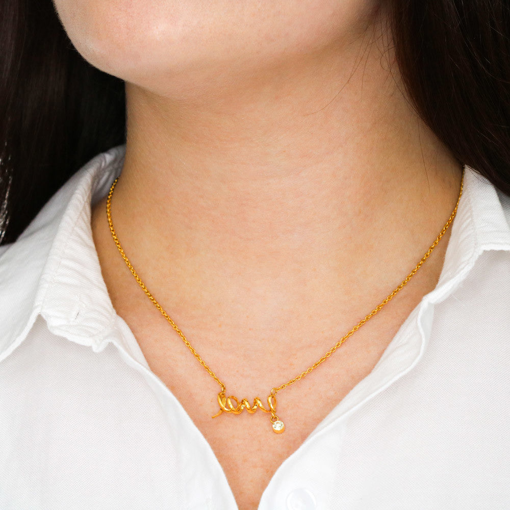 Collier Pendentif Love