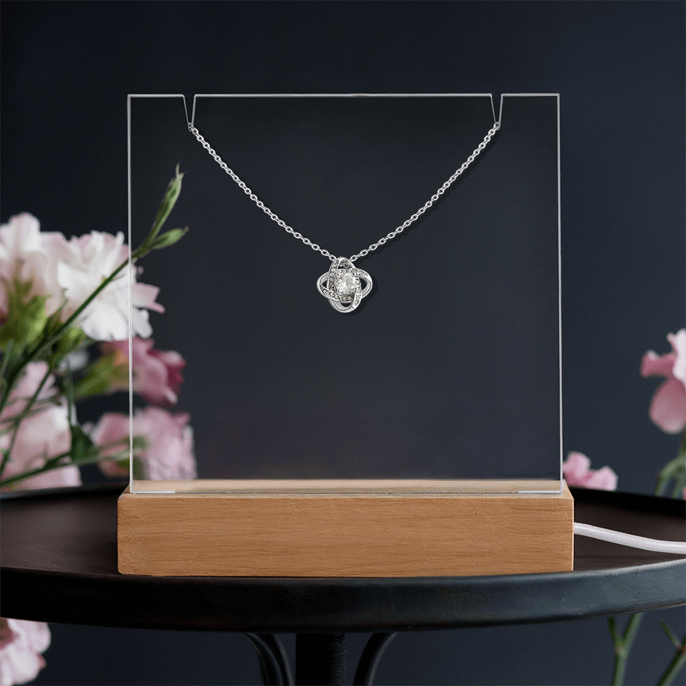 Coffret Porte-Collier Acrylique LED + Collier Love Knot Zircone – Cadeau Luxueux