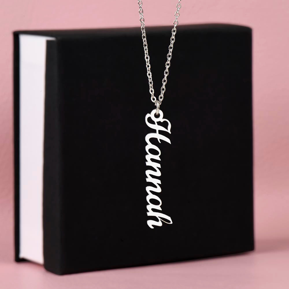 Collier Vertical Multi-Prénoms Personnalisé – Jusqu'à 4 Noms